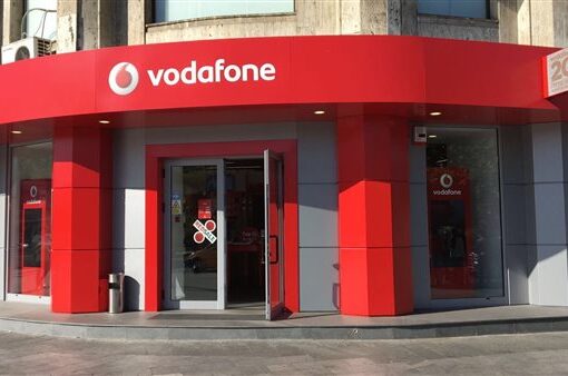 ڤودافون تستثمر 1.5 مليار دولار في الذكاء الاصطناعي والخدمات الرقمية