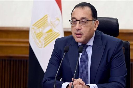 رئيس الوزراء: زيادة مشاركة الطاقة النظيفة بشبكة الكهرباء لـ42% بحلول 2030