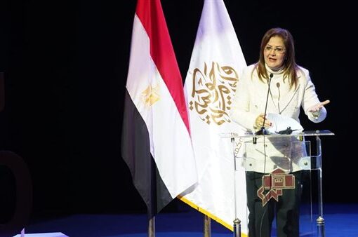 وزيرة التخطيط تشهد حفل تخريج الدفعة الثانية من طلاب مبادرة كن سفيرًا