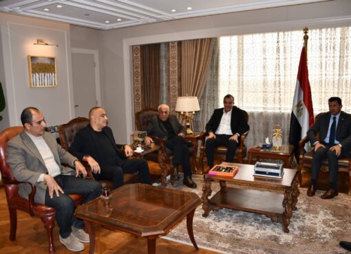 وزير الرياضة يتابع آخر الاستعدادات لنهائي كأس مصر بين الأهلي والزمالك بالسعودية