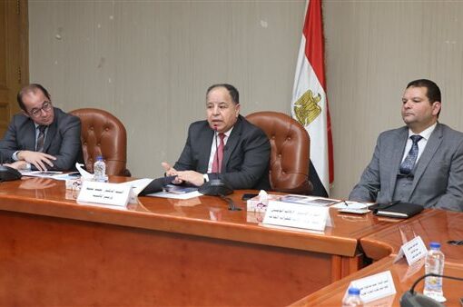 وزير المالية: إنفاق 50% من إيرادات برنامج الطروحات لخفض الدين