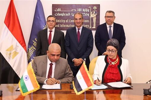 وزير الاتصالات يشهد توقيع مذكرة تفاهم مع المعهد الوطني الهندي للإلكترونيات