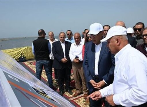 رئيس الوزراء يشهد تصدير شحنات كبيرة من مختلف القطاعات الإنتاجية