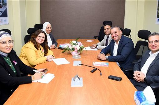 وزيرة الهجرة تتابع مستجدات مشروع مستثمر مصري بالخارج بالمنطقة الاقتصادية لقناة السويس