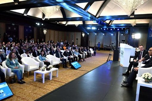 وزير الصناعة يؤكد أهمية دور مؤسسة التمويل الدولية في دعم المشروعات بمصر