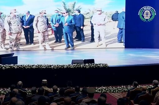 السيسي يفتتح مشروع محطات رفع المياه العملاقة في توشكى