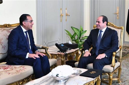 الحكومة تتقدم باستقالتها.. وتكليف مصطفى مدبولي بتشكيل حكومة جديدة