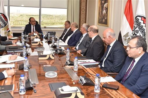 وزير قطاع الأعمال: دعم الصناعة وتعزيز الشراكة مع القطاع الخاص في مقدمة الأولويات