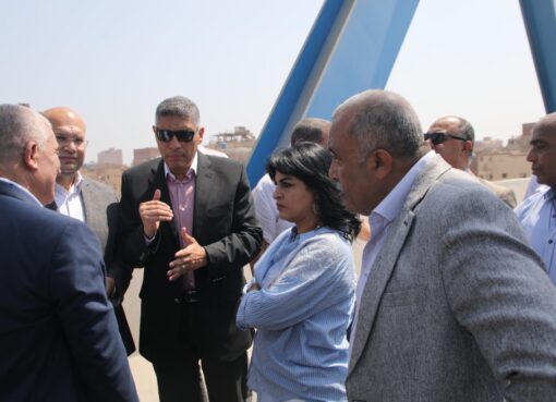 جولة مطوله لمحافظ الجيزة علي عدداً من محاور الحركة المرورية الجاري انشاءها لتسهيل حركة التنقل داخل مدينة الجيزة