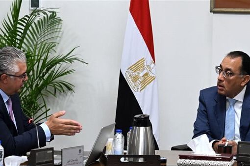 الحكومة: 72% من إيرادت اقتصادية قناة السويس مُقومة بالدولار