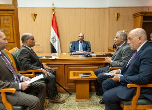 في ضوء توجيهات فخامة السيد رئيس الجمهورية بمتابعة موقف المنشآت المائية في مصر