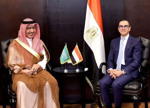 وزير الاستثمار والتجارة الخارجية يلتقي السفير السعودي بالقاهرة لبحث سبل تعزيز التعاون الاقتصادي المشترك وزيادة الاستثمارات السعودية في مصر
