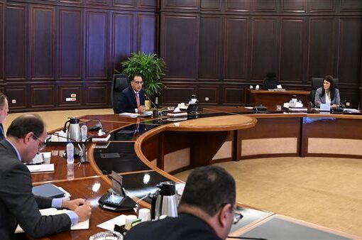 مصر تتسلم 820 مليون دولار قيمة الشريحة الثالثة من قرض صندوق النقد