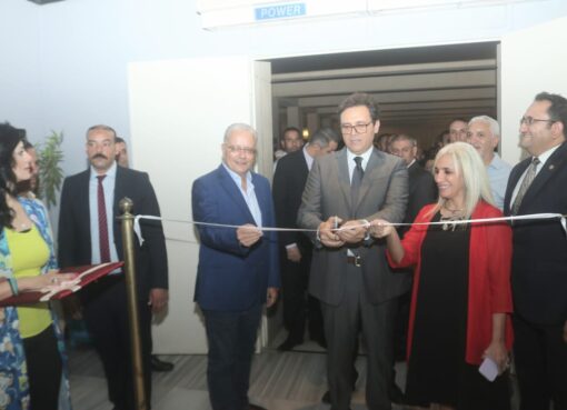 وزير الثقافة يفتتح معرض الرسم التاسع لتنمية المواهب بالأوبرا تحت عنوان “شخصيات مصرية”