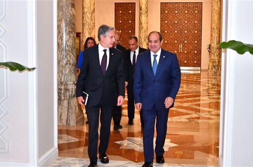 الرئيس السيسي يبحث مع وزير الخارجية الأمريكي تعزيز جهود وقف الحرب في غزة