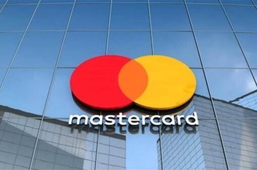 ماستركارد وRISE يدعمان رقمنة أجور 24 ألف عامل بقطاع الملابس في مصر