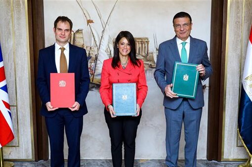 مصر والمملكة المتحدة تُعززان الشراكة الاستراتيجية في مجال الأمن الغذائي