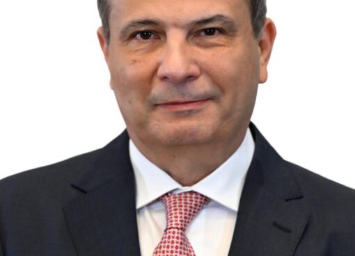 وزير الزراعة يعلن فتح السوق الفيتنامي امام صادرات العنب المصري