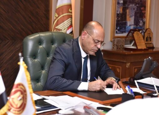 وزير العمل يوجه “مديرية المنوفية” بمتابعة حادث وفاة 4 عمال وإصابة 2 آخرين أثناء تنظيف بيارة صرف صحي