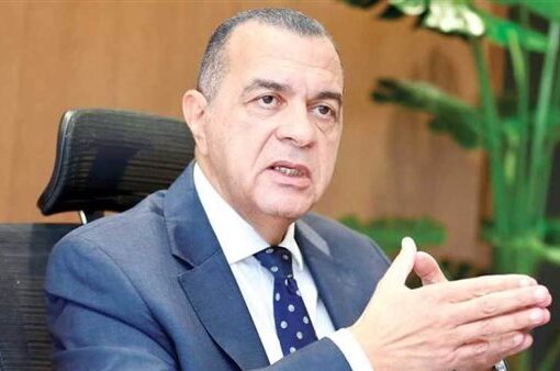 نائب وزير المالية: لا ضريبة إضافية على الهاتف المحمول