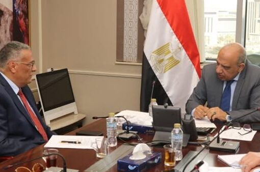 وزير الكهرباء يوجه ببدء دراسات توفير 28 ميجاوات للمنطقة الصناعية بالمثلث الذهبي