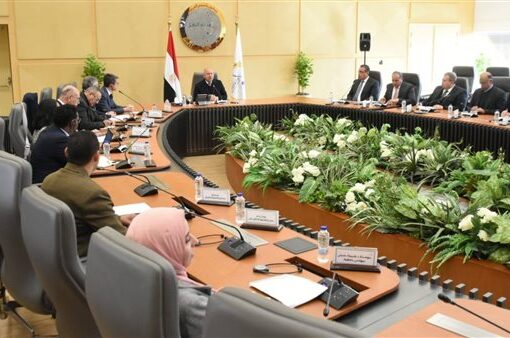 «الوزير» يبحث مع البنك الدولي مستجدات تطوير لوجستيات التجارة بين القاهرة والاسكندرية