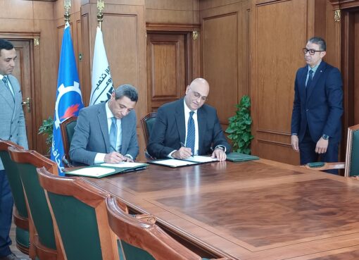 جهاز تنمية المشروعات يمول 100 تاكسي جديد بالتعاون مع محافظة السويس وشركتي التعاون و مصر للبترول