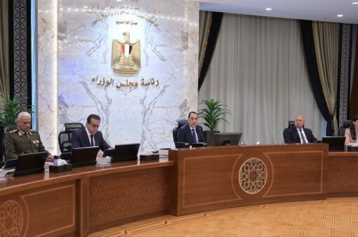 رئيس الوزراء يوجه برفع حالة الطوارئ خلال إجازة عيد الفطر