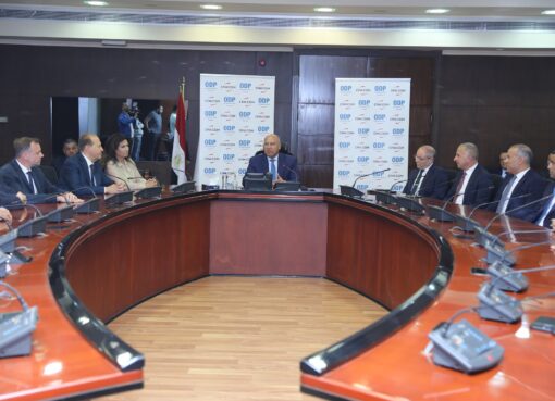 وزير الصناعة والنقل يشهد توقيع شراكة استراتيجية بين شركة CMA CGM الفرنسية وميناء أكتوبر الجاف (ODP)