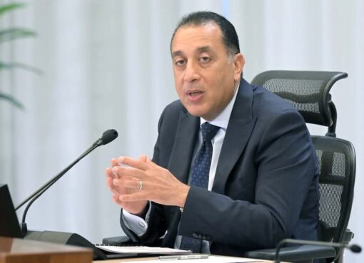 رئيس الوزراء يهنئ فخامة الرئيس بعيد الأضحى المبارك