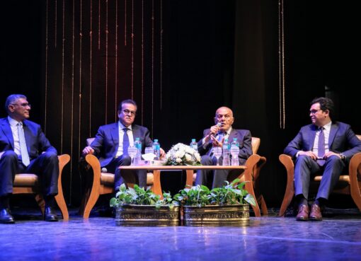 وزارة الثقافة تحتفي بالجراح المصري العالمي الدكتور مجدي يعقوب ووزير الثقافة يعلن عن تفاصيل تمثاله