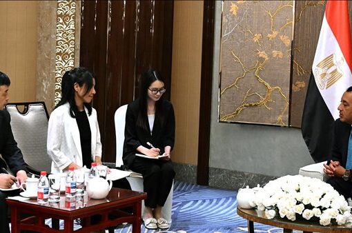 مصر تستهدف إنتاج 10 ملايين متر مكعب يوميًا من تحليه مياه البحر