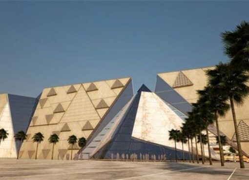 جهاز تنظيم الاتصالات يدعم شبكات المحمول بنطاق المتحف المصرى الكبير